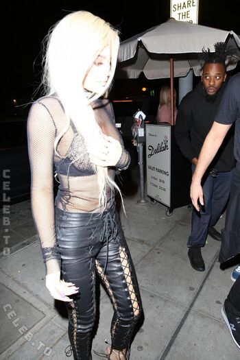 Kylie jenner  page leaked private photo uncensored HD quality