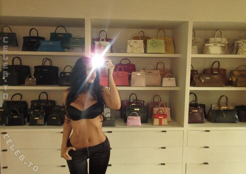Kylie jenner  page leaked private photo uncensored HD quality