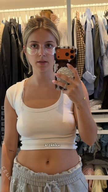 Lea breuer page leaked private photo uncensored HD quality