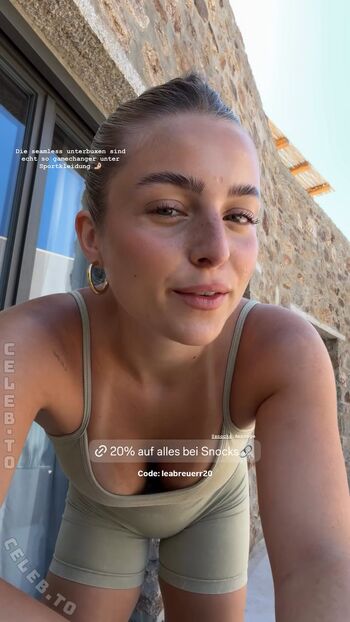 Lea breuer page leaked private photo uncensored HD quality