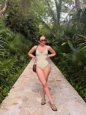 Lesli de la torre leaked private photo uncensored HD quality