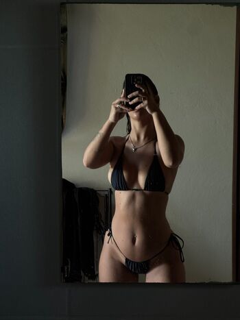 Likebaklava page leaked private photo uncensored HD quality