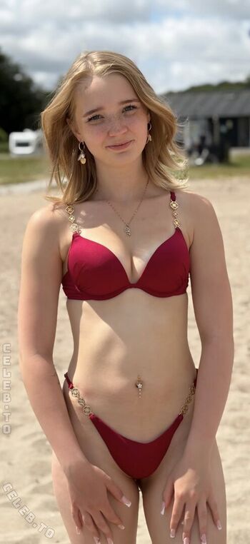 Lilly schaper page leaked private photo uncensored HD quality