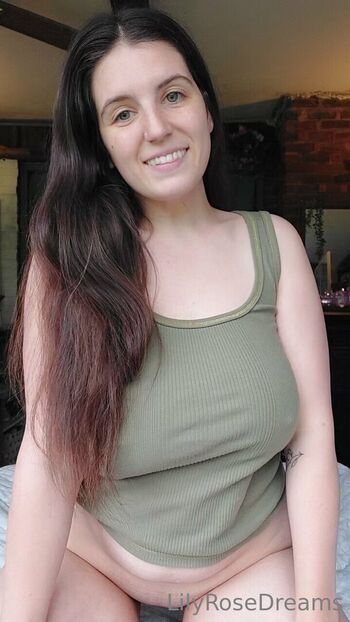 Lilyrose leaked private photo uncensored HD quality