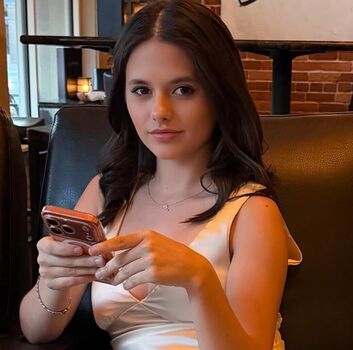 Lindsey lamer page leaked private photo uncensored HD quality