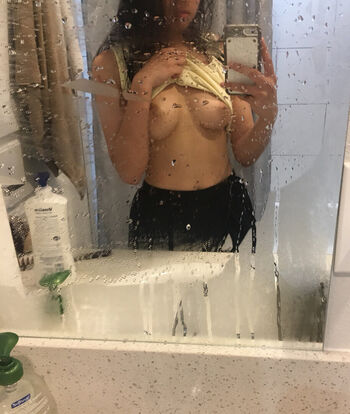 Littleuwus leaked private photo uncensored HD quality