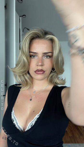 Livia josephine leaked private photo uncensored HD quality