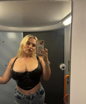 Lnrclr leaked private photo uncensored HD quality