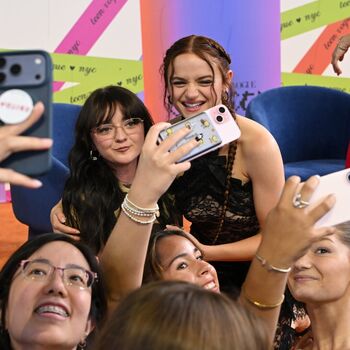 Maisie williams page leaked private photo uncensored HD quality