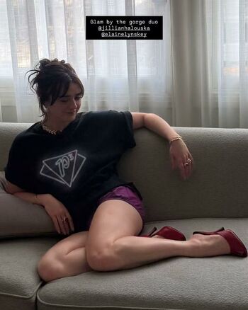 Maisie williams page leaked private photo uncensored HD quality