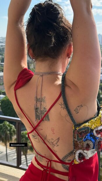 Maisie williams page leaked private photo uncensored HD quality