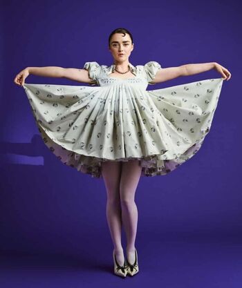 Maisie williams page leaked private photo uncensored HD quality