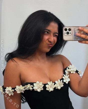 Maitreyi ramakrishnan leaked private photo uncensored HD quality