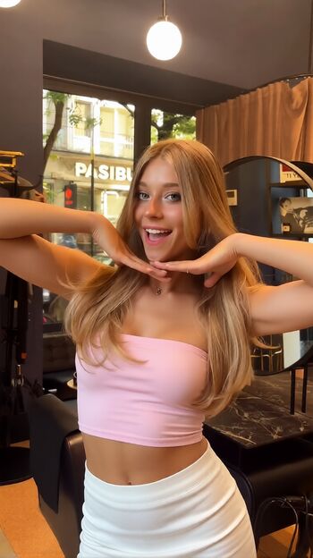 Maja ciesielska page leaked private photo uncensored HD quality