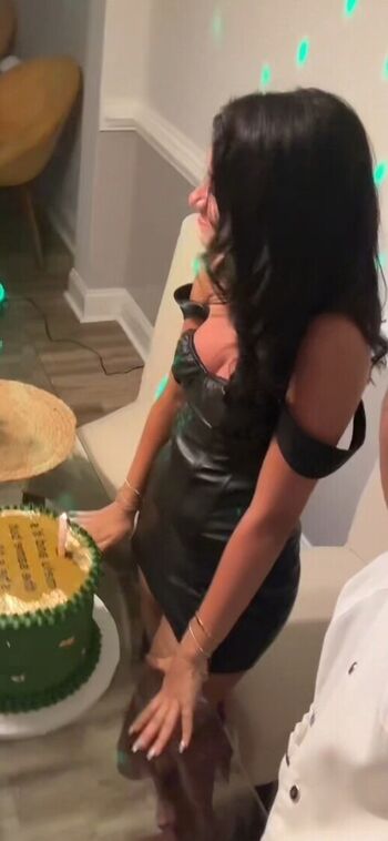 Malu canto page leaked private photo uncensored HD quality