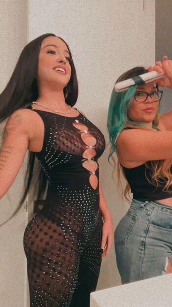 Malu trevejo  page leaked private photo uncensored HD quality