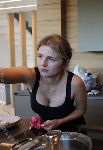 Melina msxou  page leaked private photo uncensored HD quality