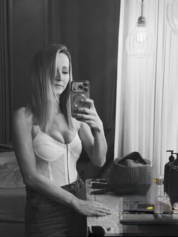 Melissa naschenweng leaked private photo uncensored HD quality
