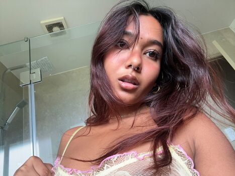 Mia z leaked private photo uncensored HD quality