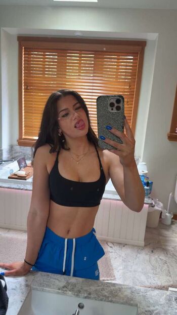 Mikayla campinos  page leaked private photo uncensored HD quality
