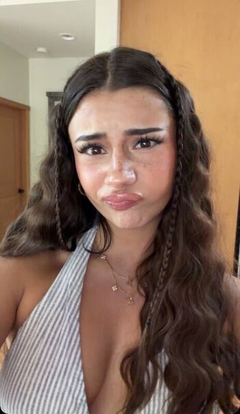 Mikayla campinos  page leaked private photo uncensored HD quality