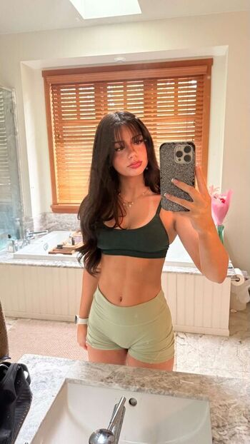 Mikayla campinos  page leaked private photo uncensored HD quality