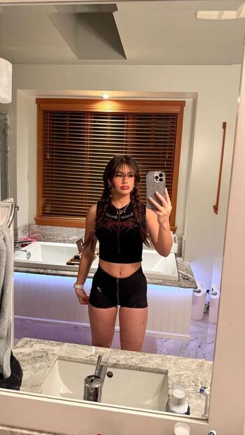 Mikayla campinos  page leaked private photo uncensored HD quality