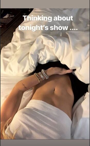 Miley cyrus page leaked private photo uncensored HD quality