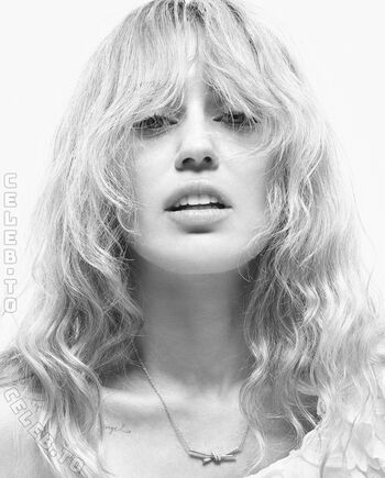 Miley cyrus leaked private photo uncensored HD quality