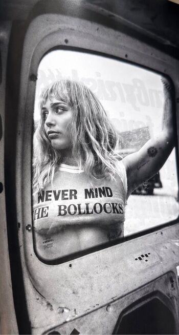 Miley cyrus leaked private photo uncensored HD quality