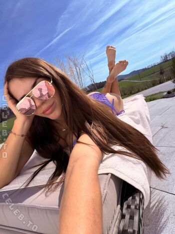 Mrs vickeey page leaked private photo uncensored HD quality