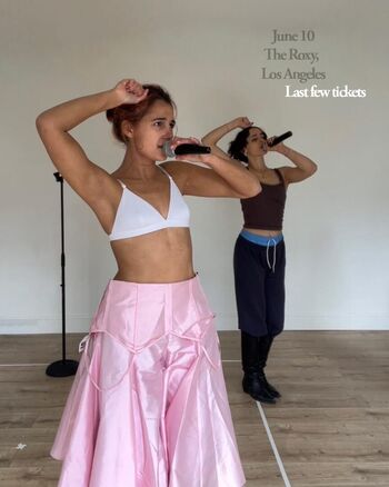 Naomi scott leaked private photo uncensored HD quality