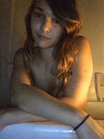 Nature is her life page leaked private photo uncensored HD quality