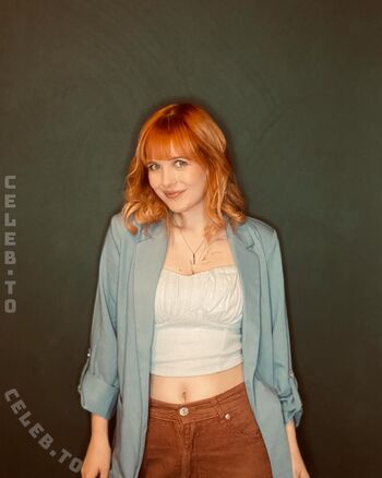 Nerdynele leaked private photo uncensored HD quality