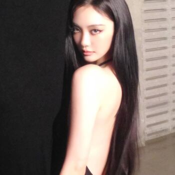 Ningning aespa page leaked private photo uncensored HD quality