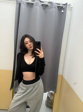 Ningning aespa leaked private photo uncensored HD quality