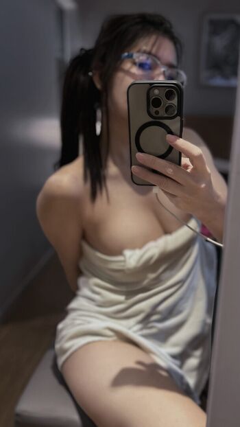 Niparat konyai page leaked private photo uncensored HD quality