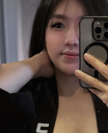 Niparat konyai page leaked private photo uncensored HD quality