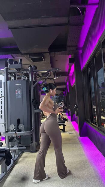 Okyyoliviaa  page leaked private photo uncensored HD quality