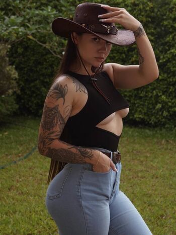 Olesyaliberman  page leaked private photo uncensored HD quality