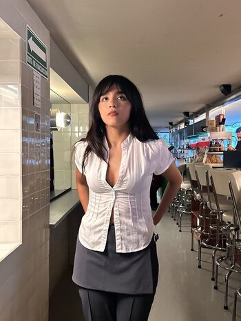 Omly page leaked private photo uncensored HD quality