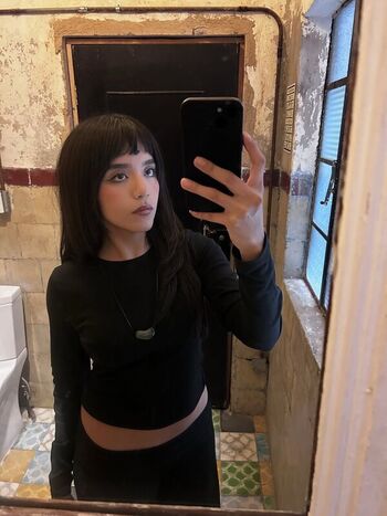 Omly page leaked private photo uncensored HD quality