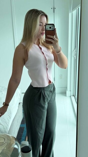 Pineapplebrat leaked private photo uncensored HD quality