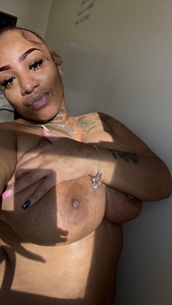 Pink dagoat leaked private photo uncensored HD quality