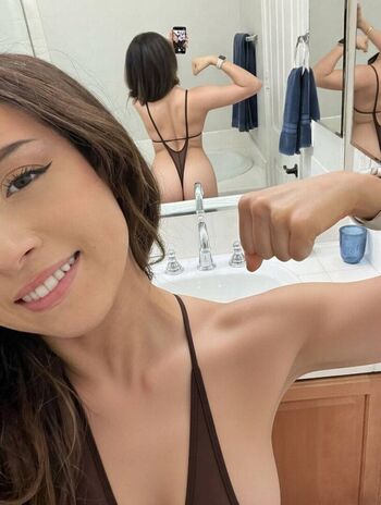 Pokimane  page leaked private photo uncensored HD quality