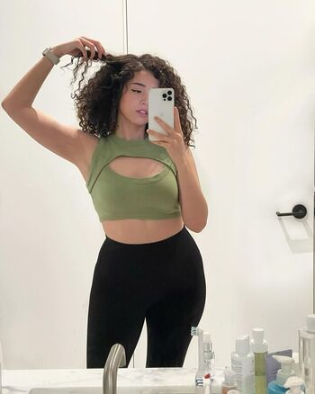 Pokimane  page leaked private photo uncensored HD quality