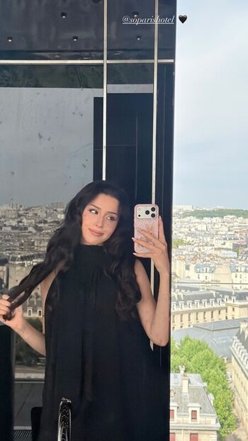 Pokimane  page leaked private photo uncensored HD quality