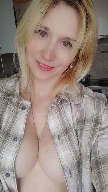 Popkaomi leaked private photo uncensored HD quality