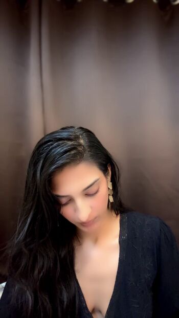 Prachi singla leaked private photo uncensored HD quality