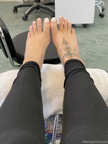 Prettiest feet leaked private photo uncensored HD quality